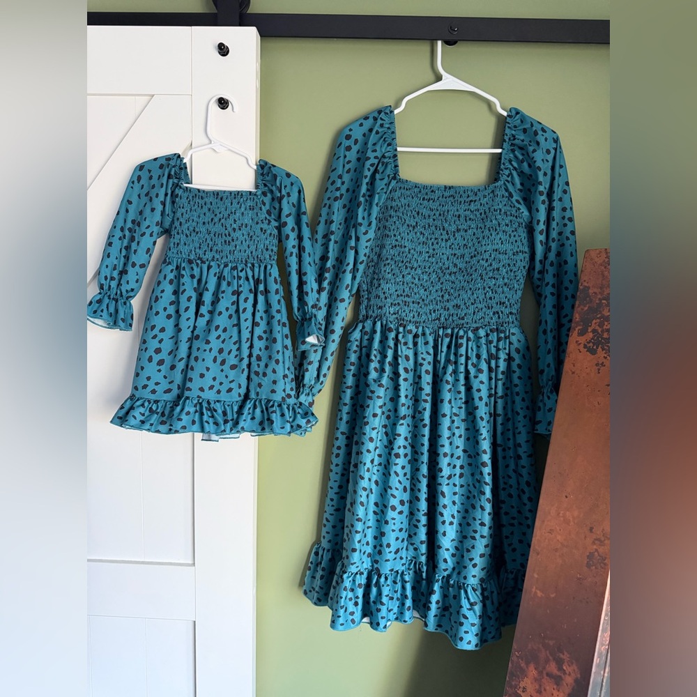 “Mommy & Me” Matching Dresses Women's Medium/Toddler 2T